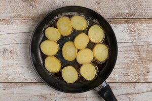 Preparazione Patate alla lionese - Fase 2