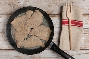 Preparazione Scaloppine al vino bianco - Fase 2