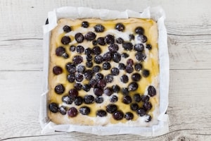 Preparazione Schiacciata con l'uva - Fase 4