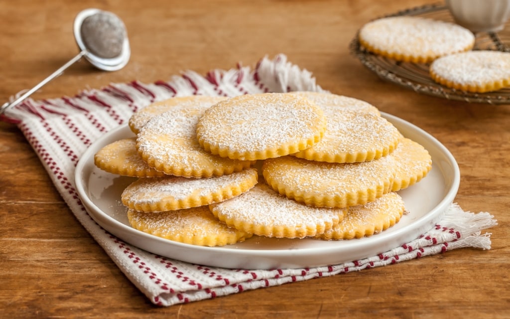 Biscotti Di Natale Allo Yogurt.Ricetta Biscotti Senza Burro Cucchiaio D Argento