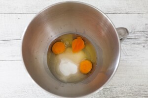 Preparazione Brownies cioccolato e yogurt alla fragola - Fase 2