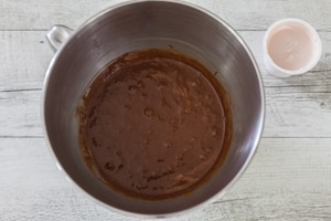 Preparazione Brownies cioccolato e yogurt alla fragola - Fase 2