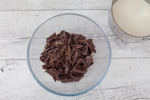 Preparazione Crostata al cioccolato e burro di arachidi  - Fase 3
