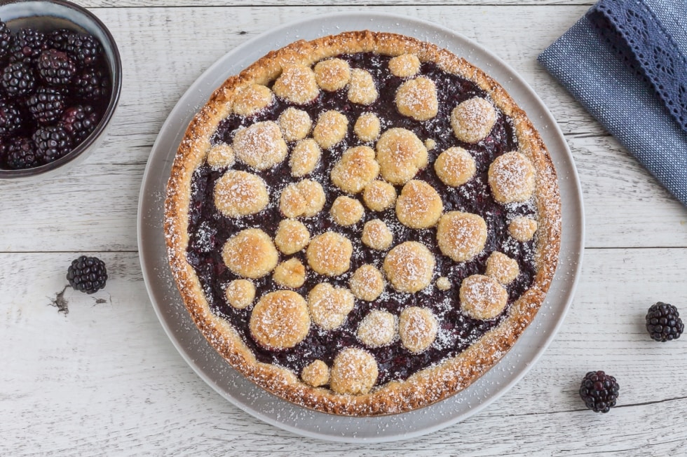 Crostata morbida alle more  ricetta