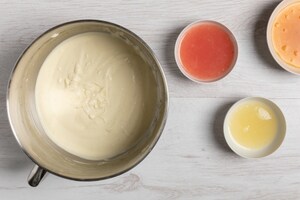 Preparazione Crostata mousse al tris di agrumi - Fase 3