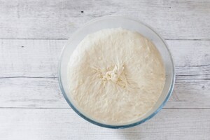 Preparazione Focaccia di patate e rosmarino facilissima - Fase 1