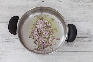 Preparazione Orzotto funghi, formaggio e zafferano  - Fase 1