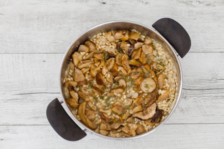 Preparazione Orzotto funghi, formaggio e zafferano  - Fase 3 Preparazione Orzotto funghi, formaggio e zafferano  - Fase 3