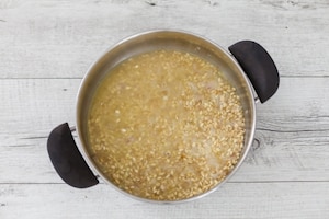 Preparazione Orzotto funghi, formaggio e zafferano  - Fase 2