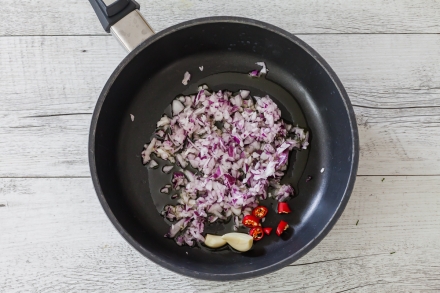 Preparazione Polpette speziate con salsa tex-mex - Fase 1 Preparazione Polpette speziate con salsa tex-mex - Fase 1