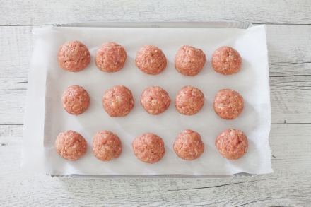 Preparazione Polpette speziate con salsa tex-mex - Fase 4 Preparazione Polpette speziate con salsa tex-mex - Fase 4