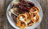 Radicchio e scamorza in padella con aceto balsamico
