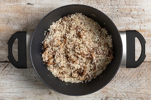 Preparazione Risotto ai funghi e salsiccia - Fase 3