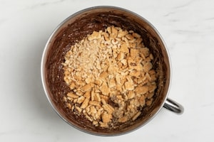 Preparazione Salame di cioccolato - Fase 3