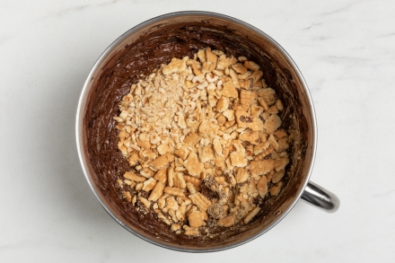 Preparazione Salame di cioccolato - Fase 3 Preparazione Salame di cioccolato - Fase 3