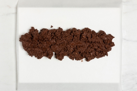 Preparazione Salame di cioccolato - Fase 4 Preparazione Salame di cioccolato - Fase 4