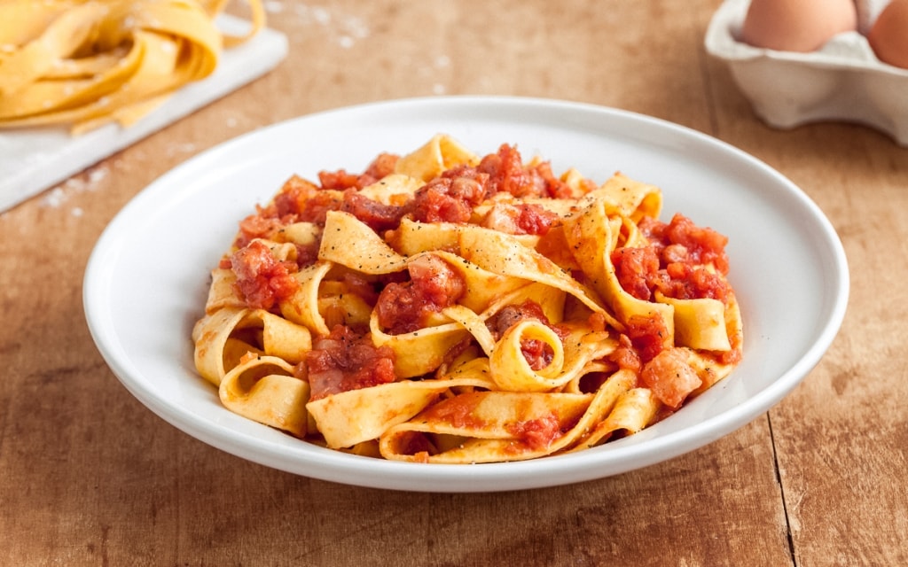 Ricetta Tagliatelle al prosciutto crudo Cucchiaio d'Argento