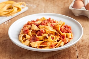Preparazione Tagliatelle al prosciutto crudo - Fase 5