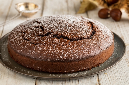 Preparazione Torta di castagne e gocce di cioccolato - Fase 3 Preparazione Torta di castagne e gocce di cioccolato - Fase 3