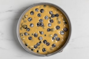 Preparazione Torta morbida all'uva fragola - Fase 2