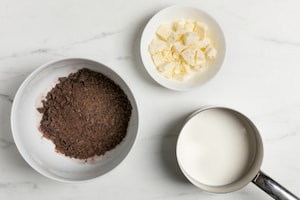 Preparazione Biscotto di Natale al fondente e mandorla - Fase 3