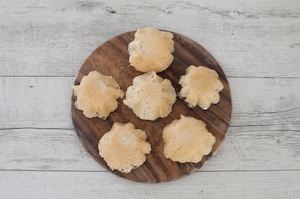 Preparazione Canestrini di parmigiano - Fase 2