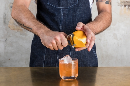Preparazione Old Fashioned - Fase 8 Preparazione Old Fashioned - Fase 8