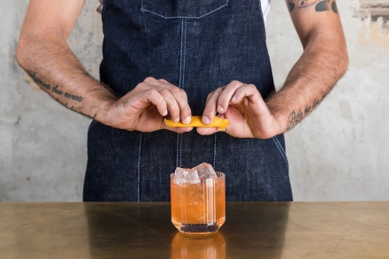 Preparazione Old Fashioned - Fase 8 Preparazione Old Fashioned - Fase 8