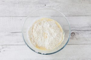 Preparazione Pancake con skyr alla fragola e cioccolato  - Fase 2