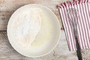 Preparazione Torta di mele senza uova - Fase 1