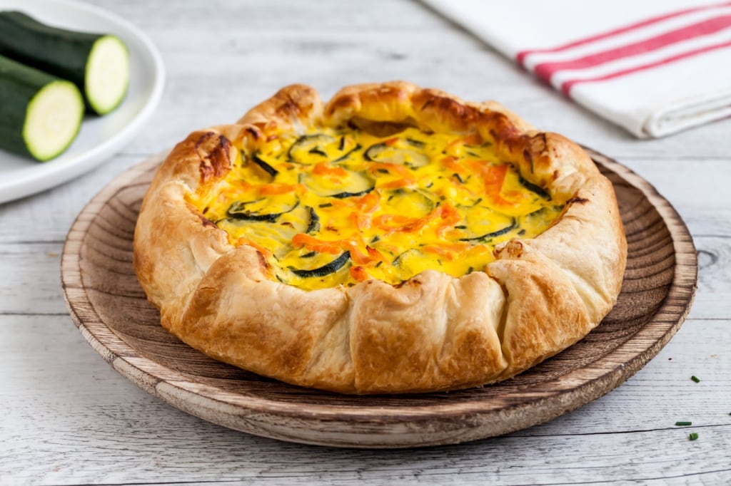 Ricetta Torta salata al salmone e zucchine Cucchiaio d'Argento
