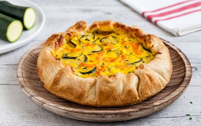 Torta salata al salmone e zucchine