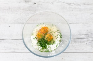 Preparazione Torta salata al salmone e zucchine - Fase 1