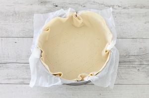 Preparazione Torta salata al salmone e zucchine - Fase 3