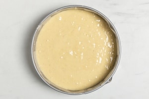 Preparazione Torta senza burro allo yogurt - Fase 2