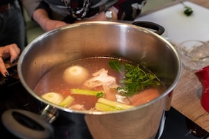 Preparazione Cappelletti in brodo di nonna Nicoletta - Fase 1