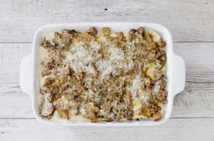 Preparazione Lasagne funghi e salsiccia - Fase 3