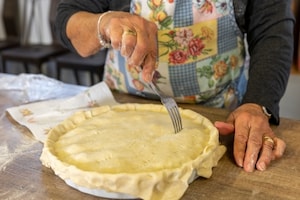 Preparazione Pizza di scarola di nonna Marisa - Fase 4