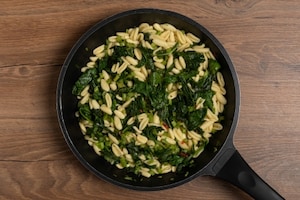 Preparazione Cavatelli con cime di rapa - Fase 3