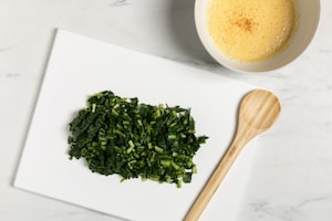 Preparazione Frittata di cicoria al forno - Fase 2