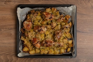 Preparazione Pollo e patate al forno - Fase 3