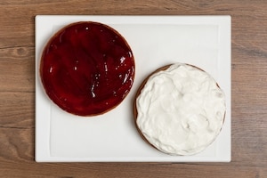 Preparazione Victoria Sponge Cake - Fase 3