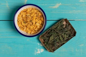 Preparazione Bocconcini di salmone alla senape e corn flakes - Fase 2