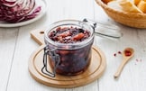 Chutney di radicchio di Chioggia, arancia e frutta secca 