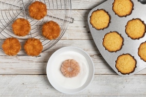 Preparazione Mini bundt cake alle mele  - Fase 4