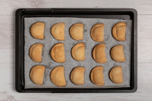 Preparazione Ravioli dolci di Carnevale al forno - Fase 4