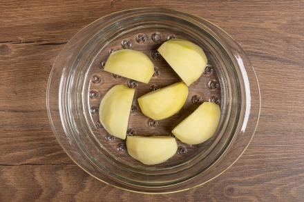 Preparazione Risotto alle mele e aceto balsamico  - Fase 1 Preparazione Risotto alle mele e aceto balsamico  - Fase 1