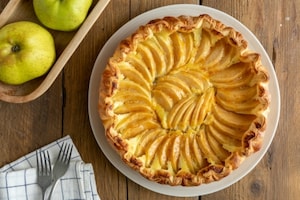 Preparazione Torta di pasta sfoglia alle mele  - Fase 3