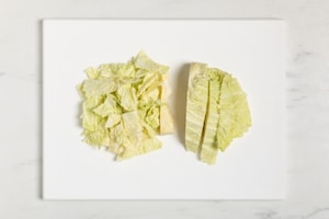 Preparazione Torta salata alla verza senza uova - Fase 1