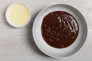 Preparazione Torta al cioccolato senza uova - Fase 1